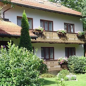 Am Wald 3* Ottobrunn